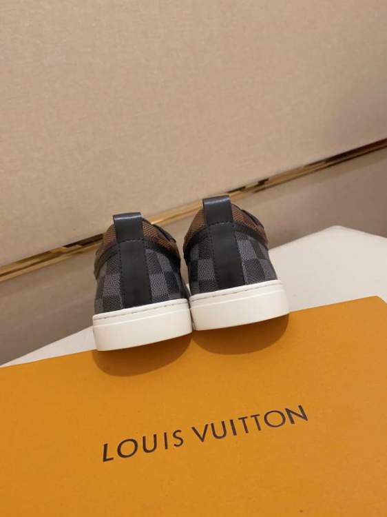 Picture of Louis Vuitton Shoes _SKULVsz38-45mnf017015238